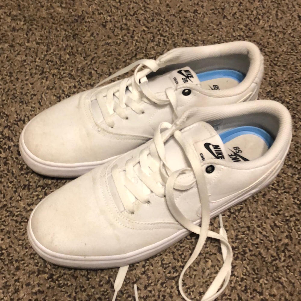 Nike SB check